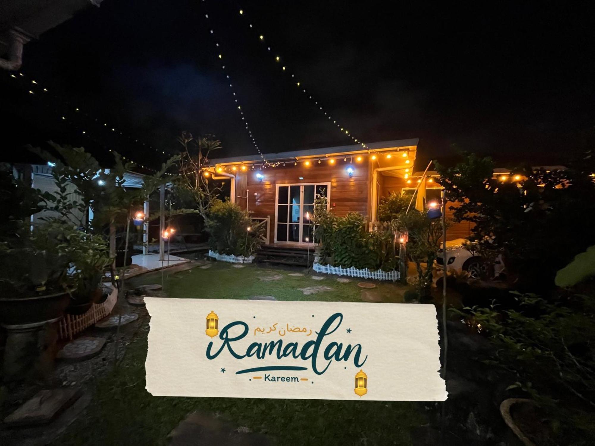 Sri Kandis Kch Holiday home